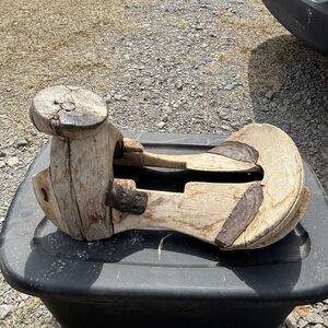 20” Antique/Vintage Wooden Saddle Tree Western Decor Rustic Metal Cowboy Country